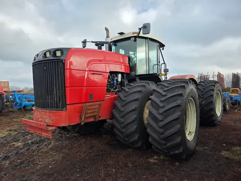 Versatile (Buhler) 435
